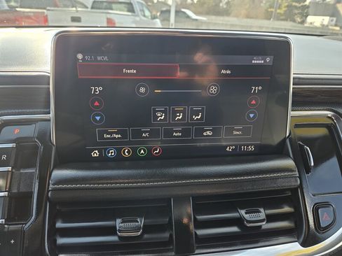 Used 2021 Chevrolet Suburban Premier image 20