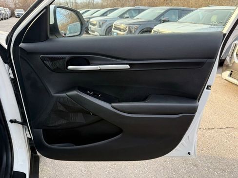 Certified 2023 Kia Seltos LX image 20