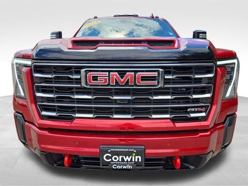 Used 2025 GMC Sierra 3500 AT4 w/ AT4 Premium Plus Package AWD/4WD image 4