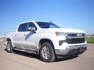 Used 2022 Chevrolet Silverado 1500 LT image 1