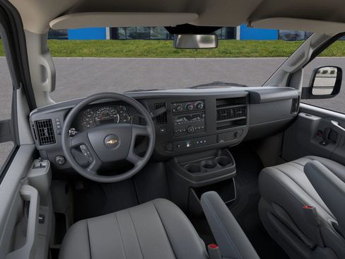 New 2025 Chevrolet Express 2500 Extended w/ Driver Convenience Package image 4