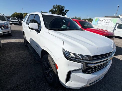 Used 2023 Chevrolet Tahoe LT w/ LT Signature Package AWD/4WD image 2