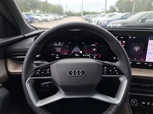 New 2025 Audi Q5 2.0T Premium Plus image 8