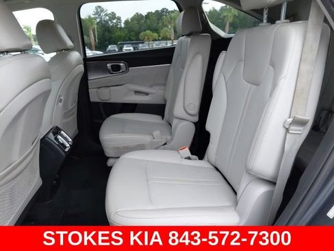 Used 2021 Kia Sorento SX FWD image 26