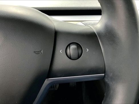 Used 2019 Tesla Model 3 Long Range image 12