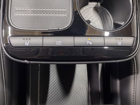 New 2026 Hyundai Ioniq 5 SEL image 30