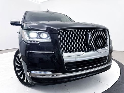 Used 2022 Lincoln Navigator L Black Label image 9