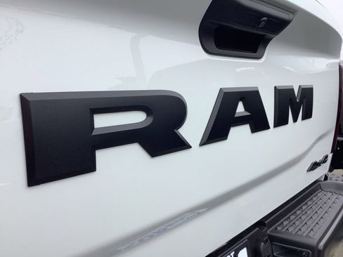 New 2025 RAM 2500 Tradesman AWD/4WD image 23