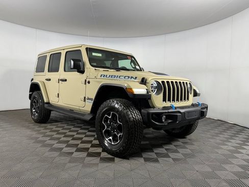 Used 2022 Jeep Wrangler Unlimited Rubicon 4xe w/ Steel Bumper Group AWD/4WD image 5