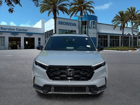 Certified 2025 Honda CR-V Sport image 3