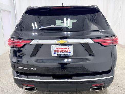 Used 2023 Chevrolet Traverse High Country AWD/4WD image 7