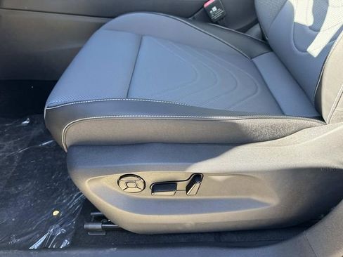 New 2026 Volkswagen Tiguan SE R-Line image 15