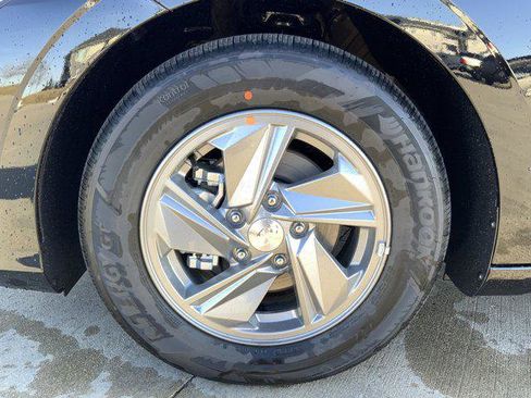New 2026 Hyundai Elantra SE w/ Cargo Package image 11