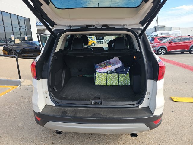 Used 2019 Ford Escape Titanium FWD image 4