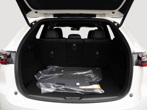 New 2025 MAZDA CX-5 Signature image 21