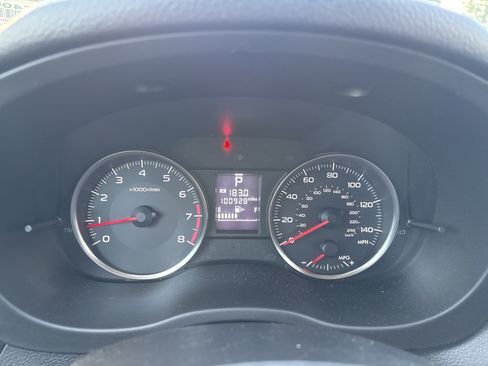Used 2013 Subaru Crosstrek 2.0i Limited AWD/4WD image 24