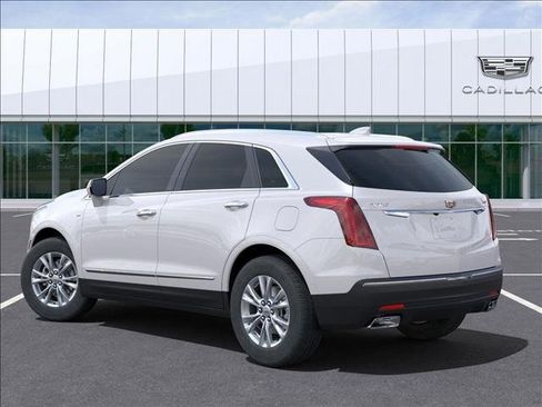 New 2025 Cadillac XT5 Luxury image 3