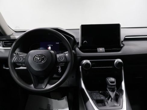 Used 2024 Toyota RAV4 LE image 16