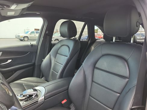 Used 2018 Mercedes-Benz GLC 300 image 21
