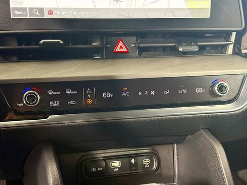 Used 2023 Kia Sportage X-Line AWD/4WD image 17