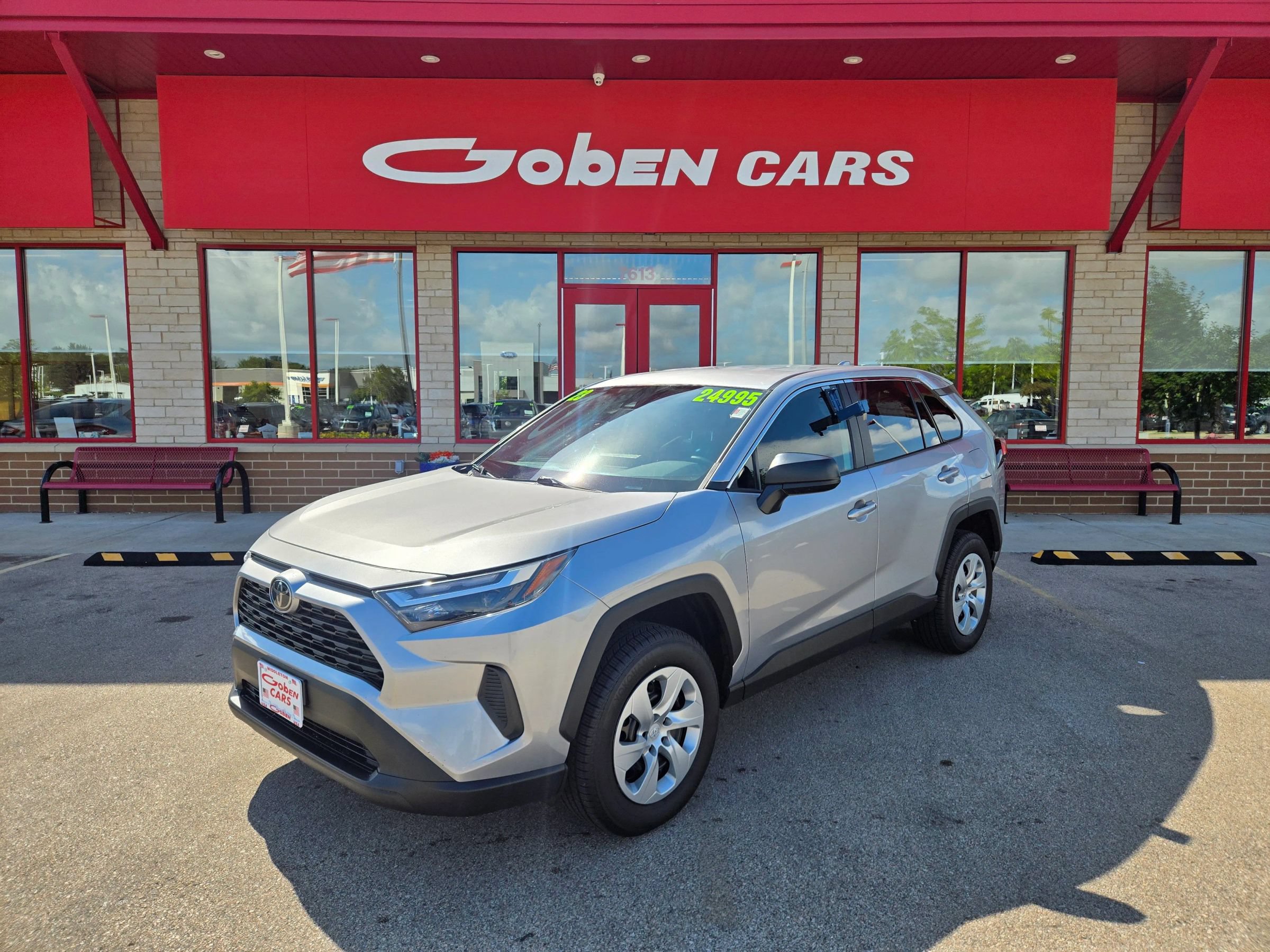 Used 2023 Toyota RAV4 LE FWD image 1