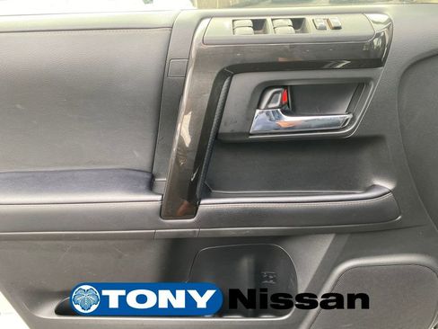 Used 2023 Toyota 4Runner 40th Anniversary SE AWD/4WD image 13
