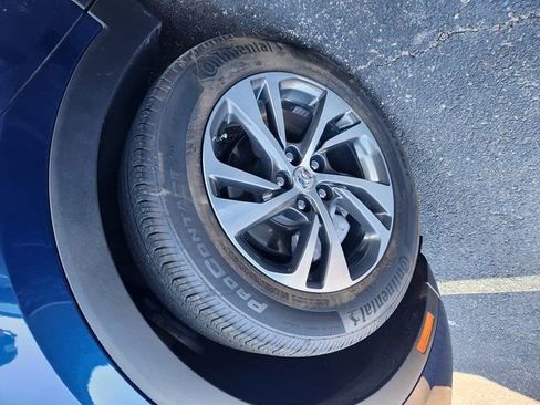 Used 2023 Buick Envision Essence image 22