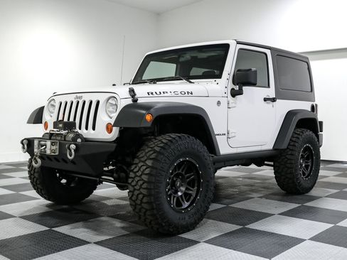 Used 2011 Jeep Wrangler Rubicon w/ PWR Convenience Group image 4
