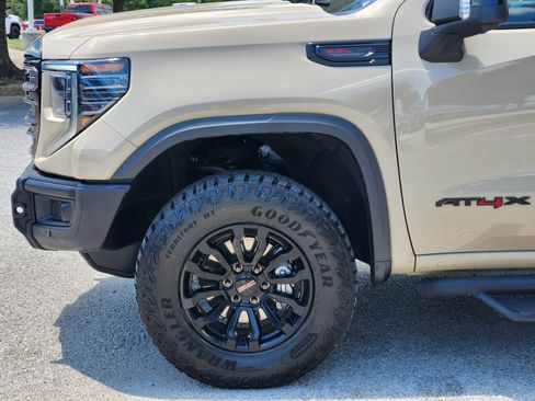 Used 2023 GMC Sierra 1500 AT4X AWD/4WD image 27