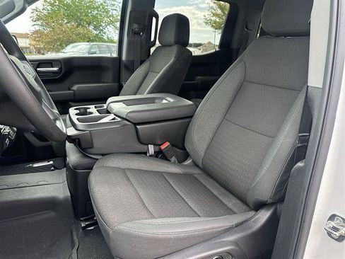 Used 2025 Chevrolet Silverado 1500 Custom Trail Boss w/ Turbomax Blackout Package AWD/4WD image 32