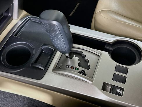 Used 2011 Toyota 4Runner SR5 image 23