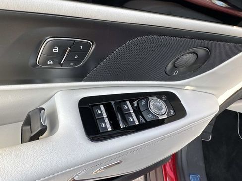 New 2026 Lincoln Nautilus Premier w/ Equipment Group 102A AWD/4WD image 9