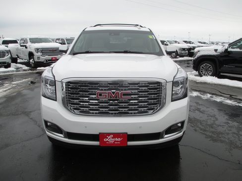 Used 2020 GMC Yukon XL Denali w/ Open Road Package image 10