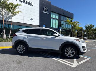 Used 2019 Hyundai Tucson SE video 2