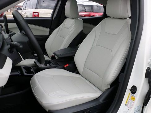 New 2026 Ford Mustang Mach-E Premium image 18