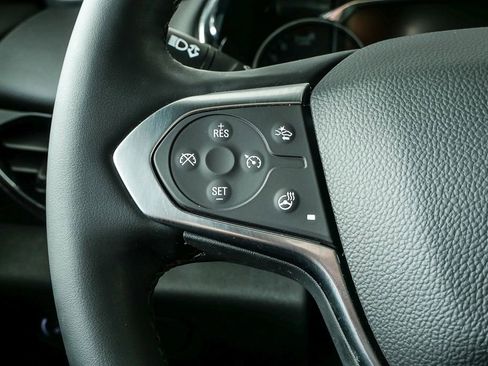 Used 2023 Chevrolet Traverse Premier image 16