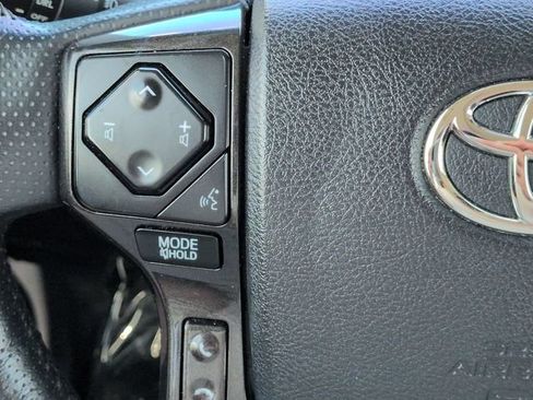 Used 2023 Toyota 4Runner TRD Off-Road Premium w/ Moonroof Package AWD/4WD image 26