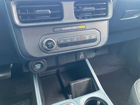 New 2025 Ford Maverick XLT w/ XLT Luxury Package image 44