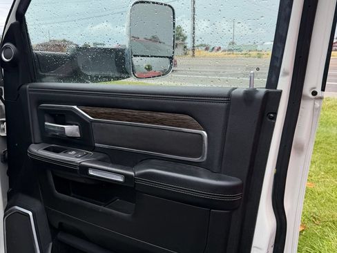 Certified 2019 RAM 2500 Laramie AWD/4WD image 9