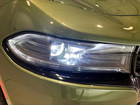 Used 2023 Dodge Charger SXT w/ Blacktop Package AWD/4WD image 31