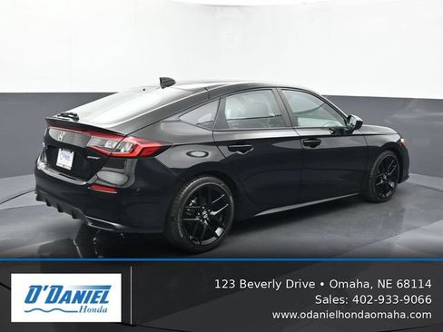 Used 2023 Honda Civic Sport image 6