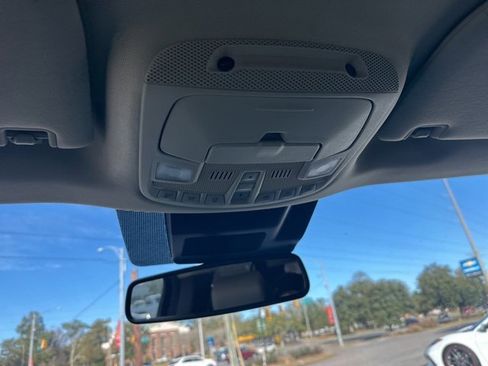 Used 2018 Ford Expedition Limited w/ Equipment Group 301A image 15