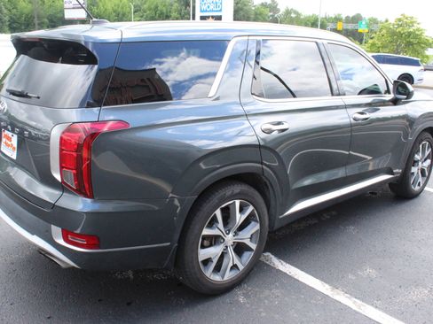 Used 2022 Hyundai Palisade SEL w/ Convenience Package FWD image 6