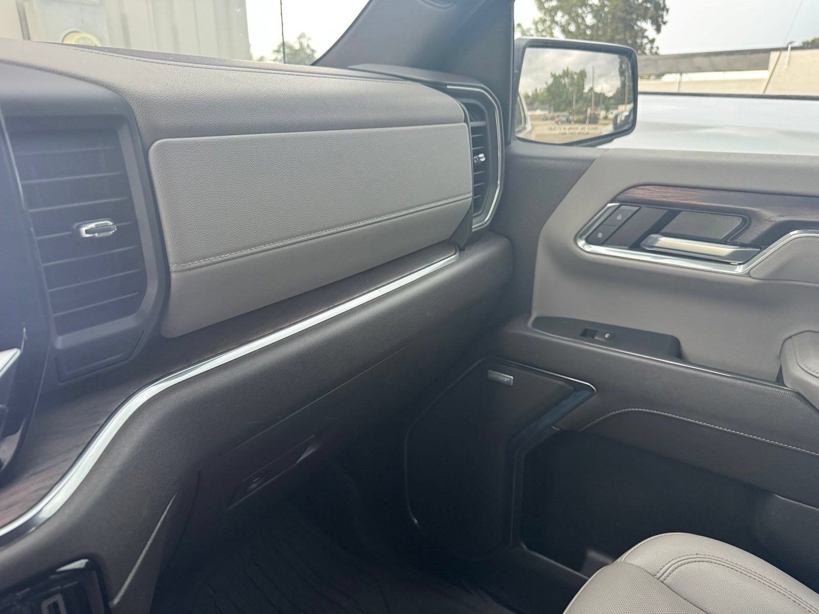 Certified 2023 GMC Sierra 1500 SLT w/ SLT Premium Package AWD/4WD image 23