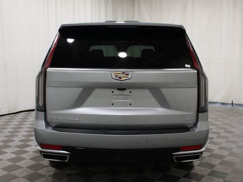 Certified 2024 Cadillac Escalade Premium Luxury w/ Performance Package AWD/4WD image 34