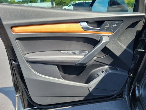 Used 2021 Audi Q5 Premium Plus image 15