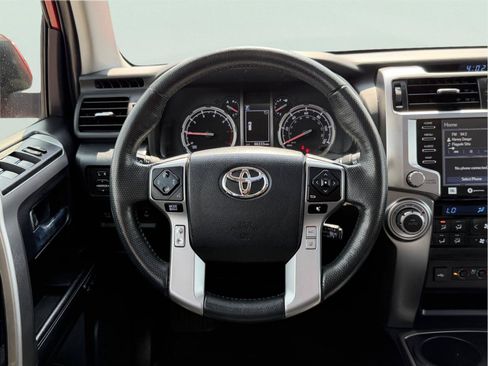 Used 2023 Toyota 4Runner Limited AWD/4WD image 20