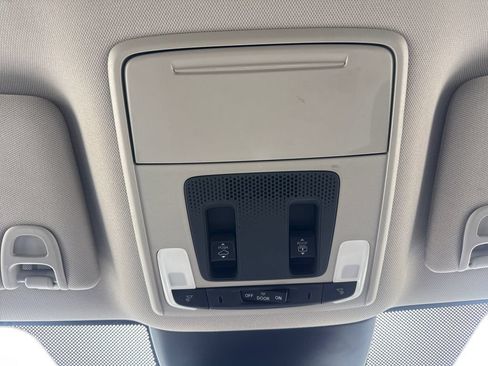 Certified 2024 Honda Pilot Touring image 28