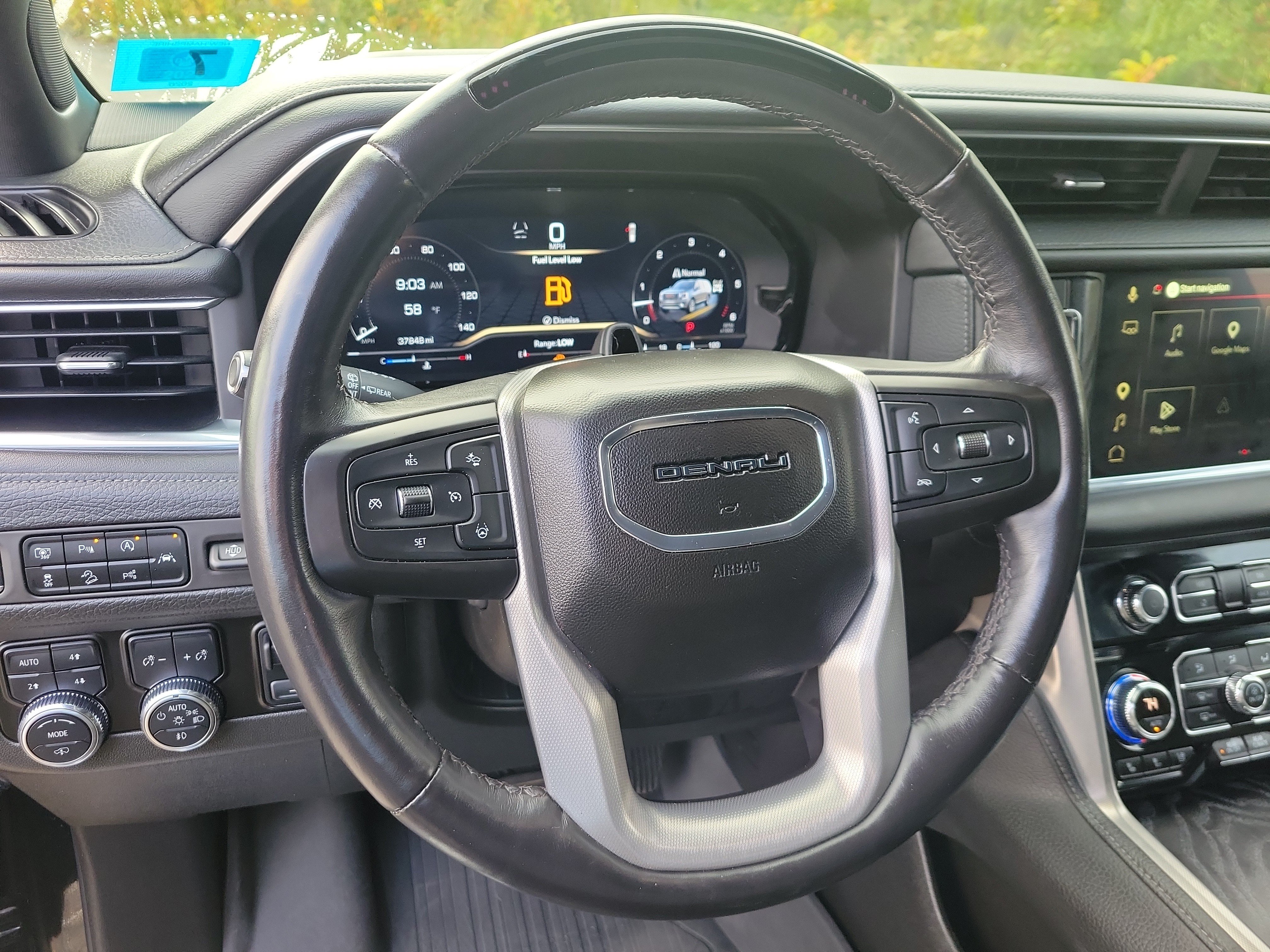 Used 2023 GMC Yukon Denali w/ Denali Reserve Package AWD/4WD image 22