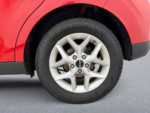 Used 2024 Kia Soul LX w/ Option Group 015 image 23